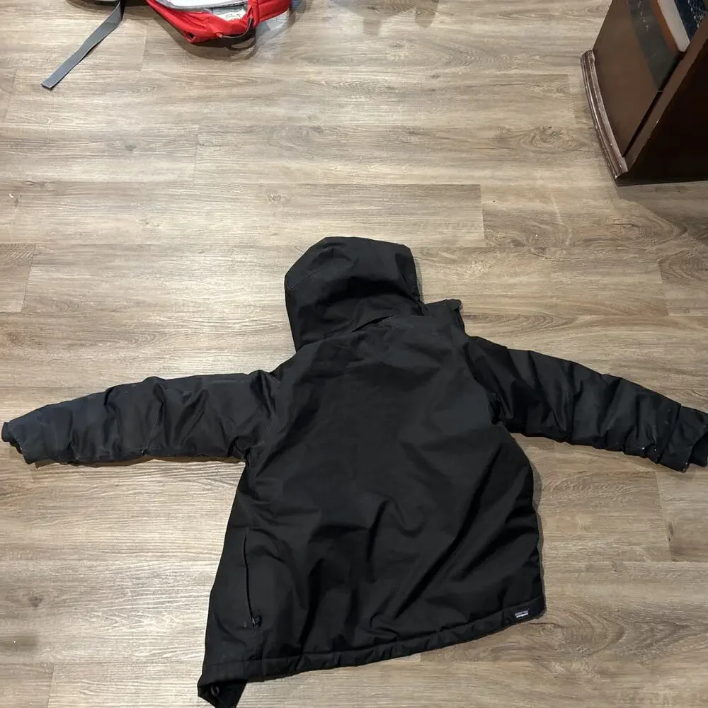Patagonia Snowshot Jacket Boys Small 7-8 Black with hood Style68480 Fall 2022.